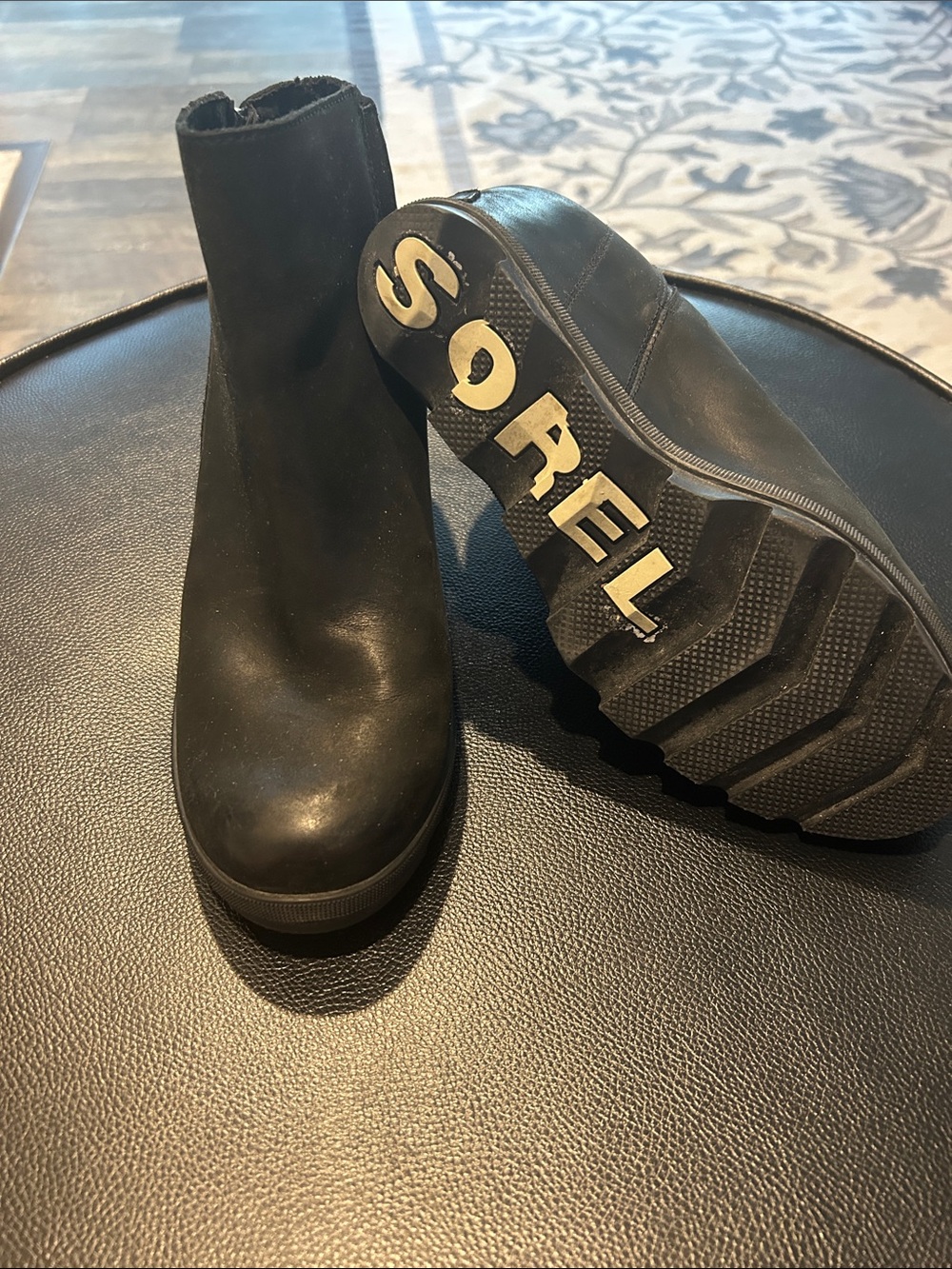 Sorel Black Women's Chelsea Lug Ankle Boots